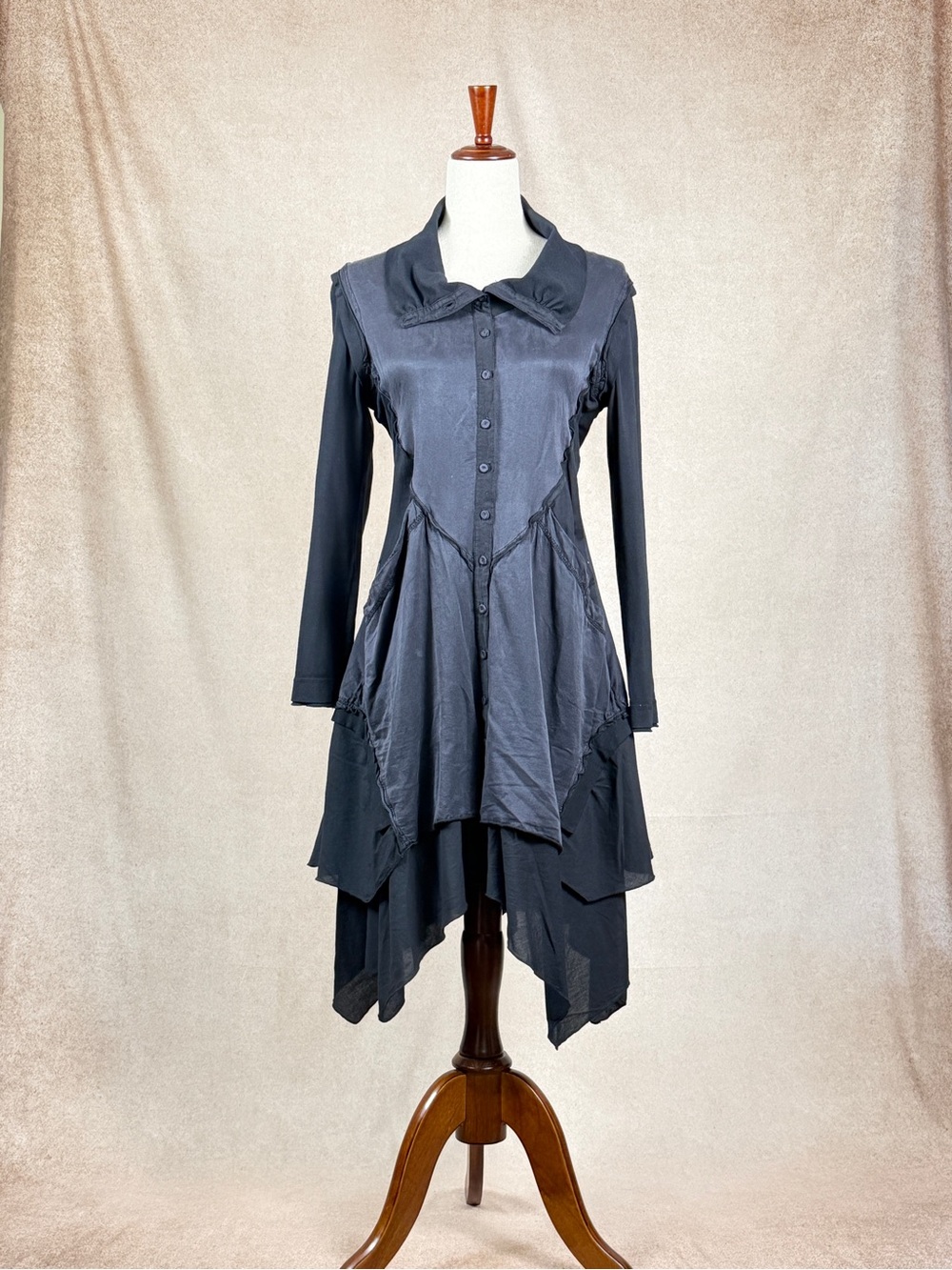 Luna Luz Raven Black Dress